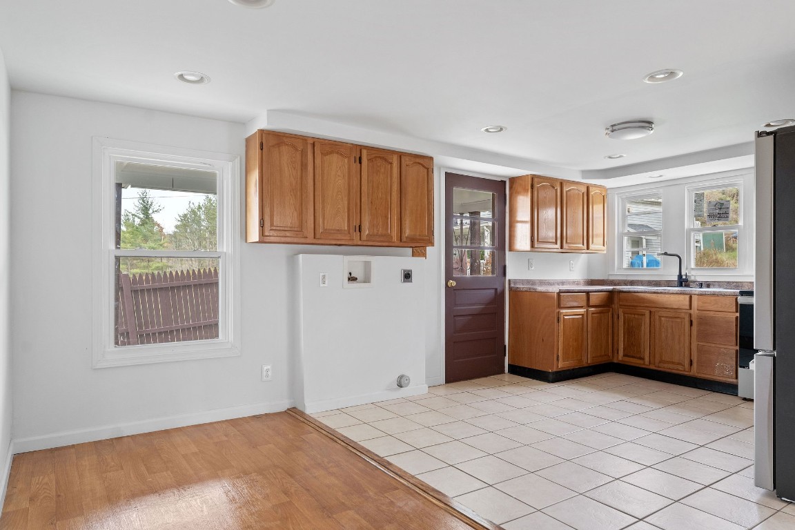 817 Tracy Creek Road Vestal, NY 13850 - Photo 12 of 42