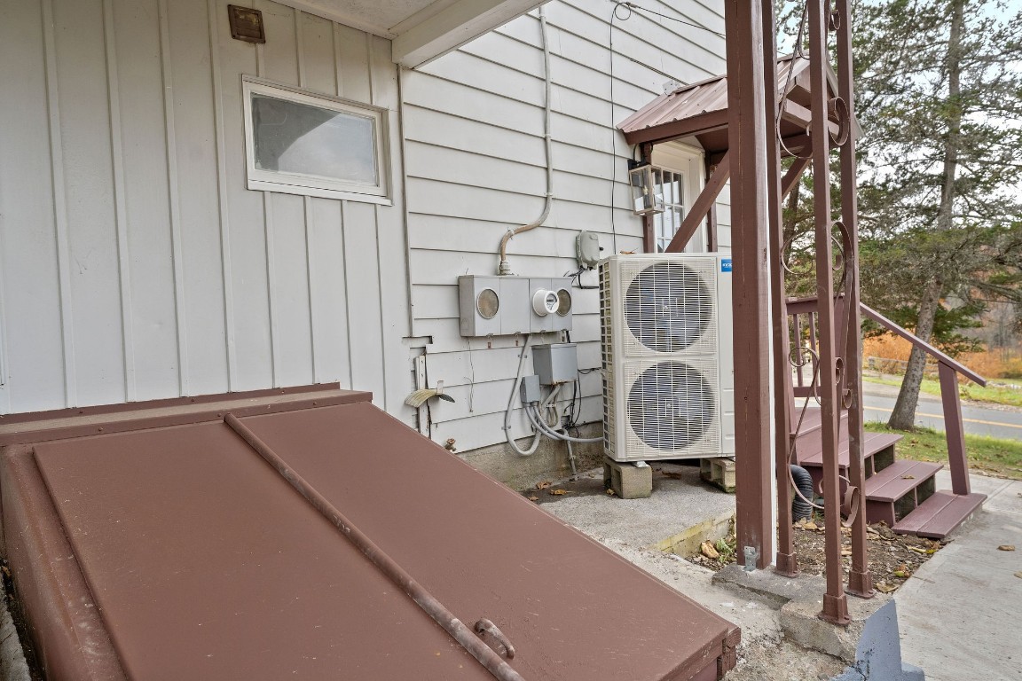 817 Tracy Creek Road Vestal, NY 13850 - Photo 18 of 42