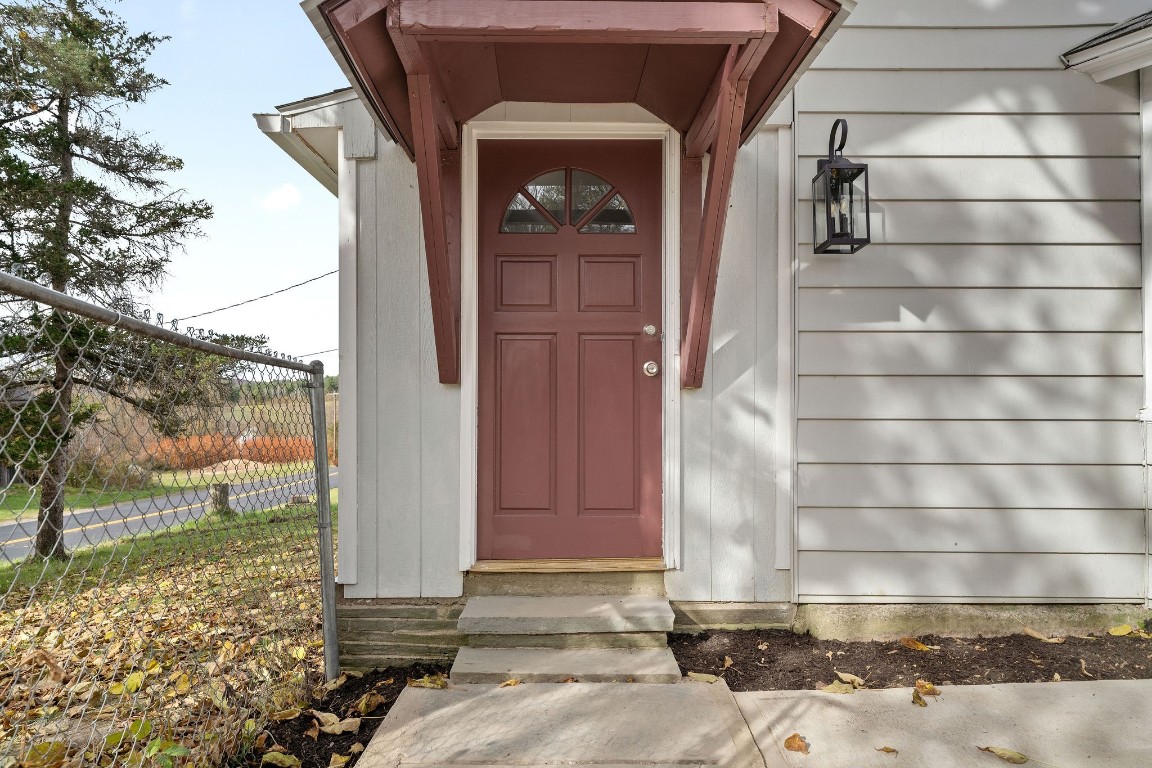 817 Tracy Creek Road Vestal, NY 13850 - Photo 24 of 42