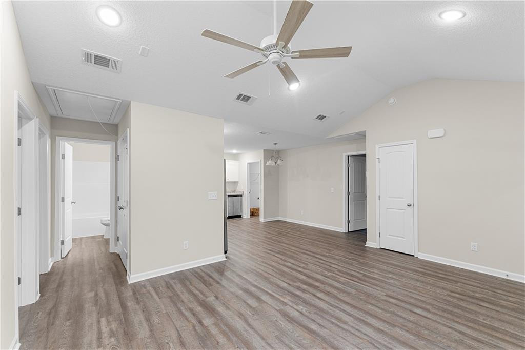 110 Pine Ridge Road Jesup, GA 31545 - Photo 5 of 15