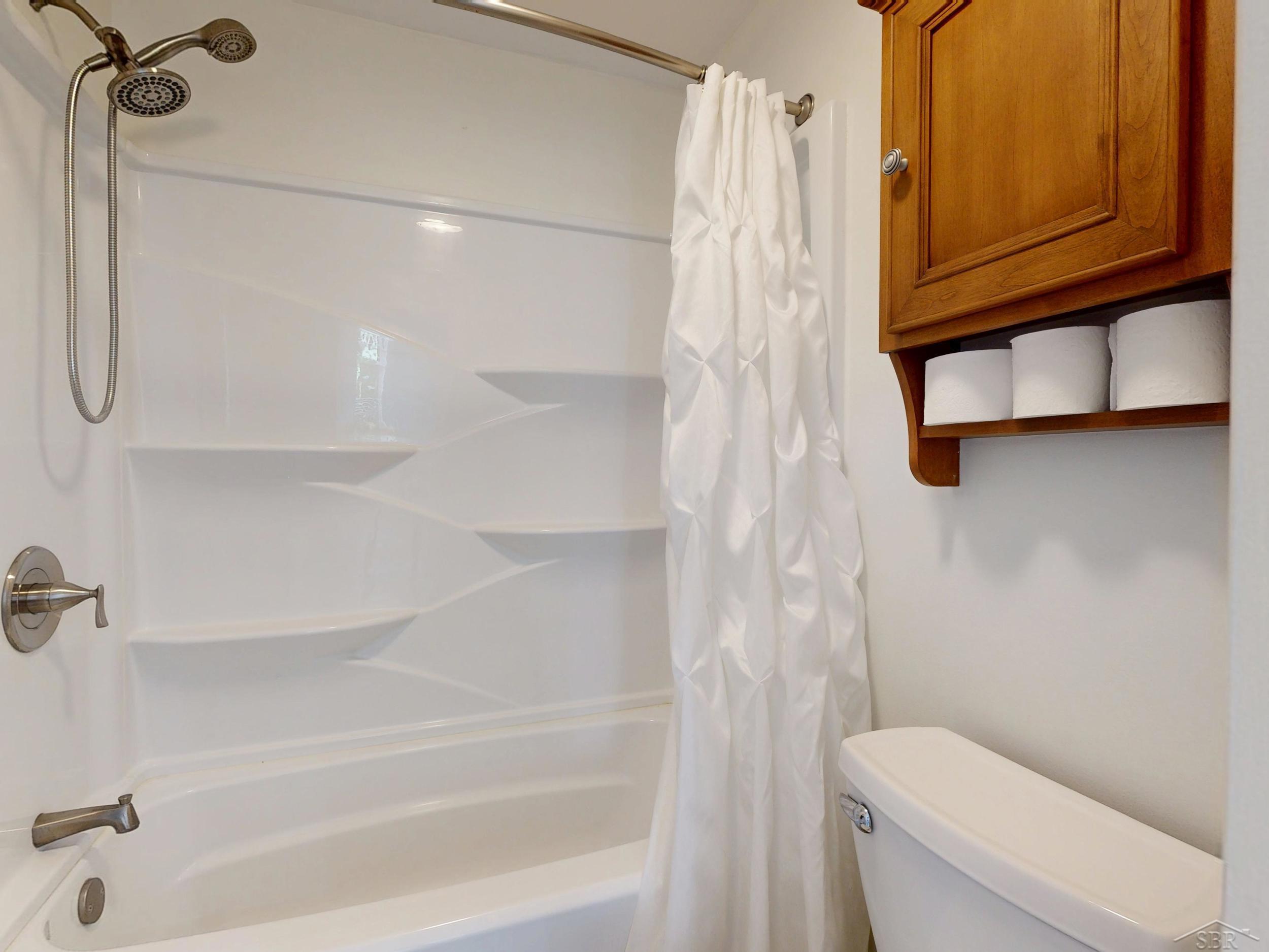 205 Kennely Road Saginaw, MI 48609 - Photo 13 of 18