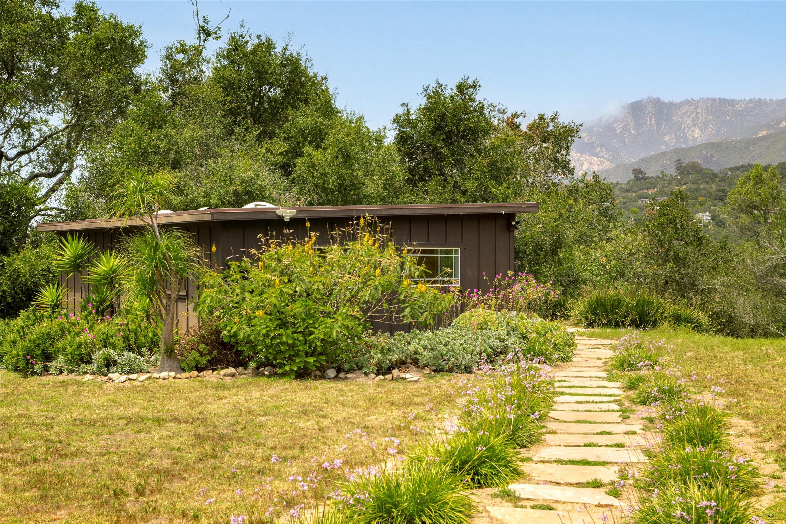 1011 Mission Ridge Road Santa Barbara, CA 93103 - Photo 16 of 22 19-1011 Mission Ridge Rd - 19