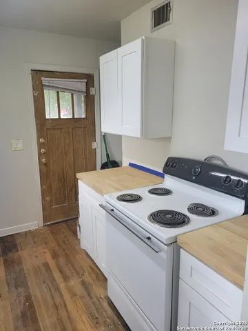 $1,295 | 119 Rockwood Court, San Antonio, TX 78210