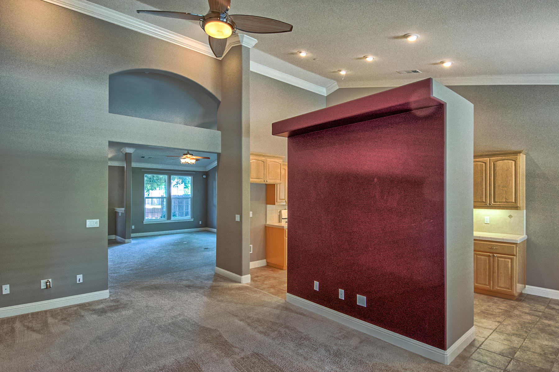 2091 Oshea Way Redding, CA 96003 - Photo 14 of 46 Family Room