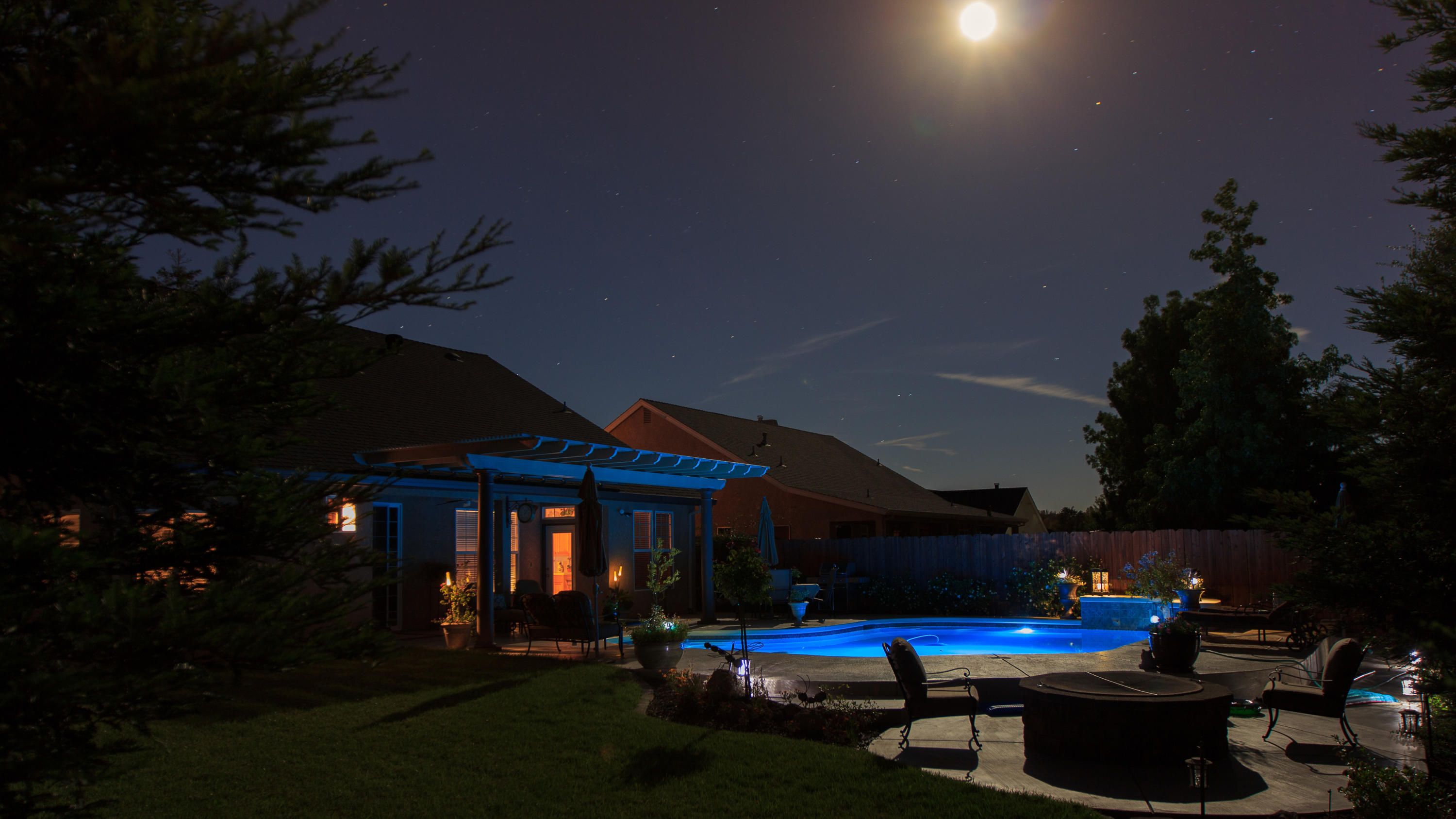 2091 Oshea Way Redding, CA 96003 - Photo 45 of 46 Oshea pool at night