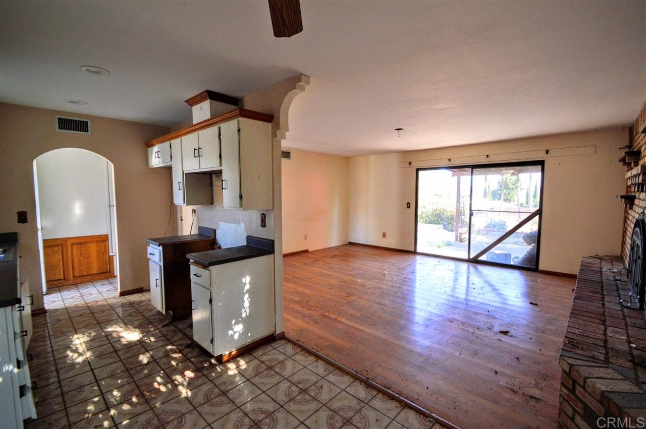 9441 Lake Canyon Road Santee, CA 92071 - Photo 3 of 22
