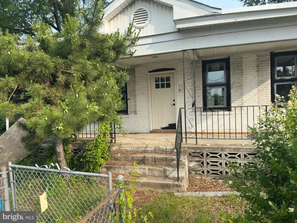 $325,000 | 2620 Brentwood Road Northeast, Washington, DC 20018