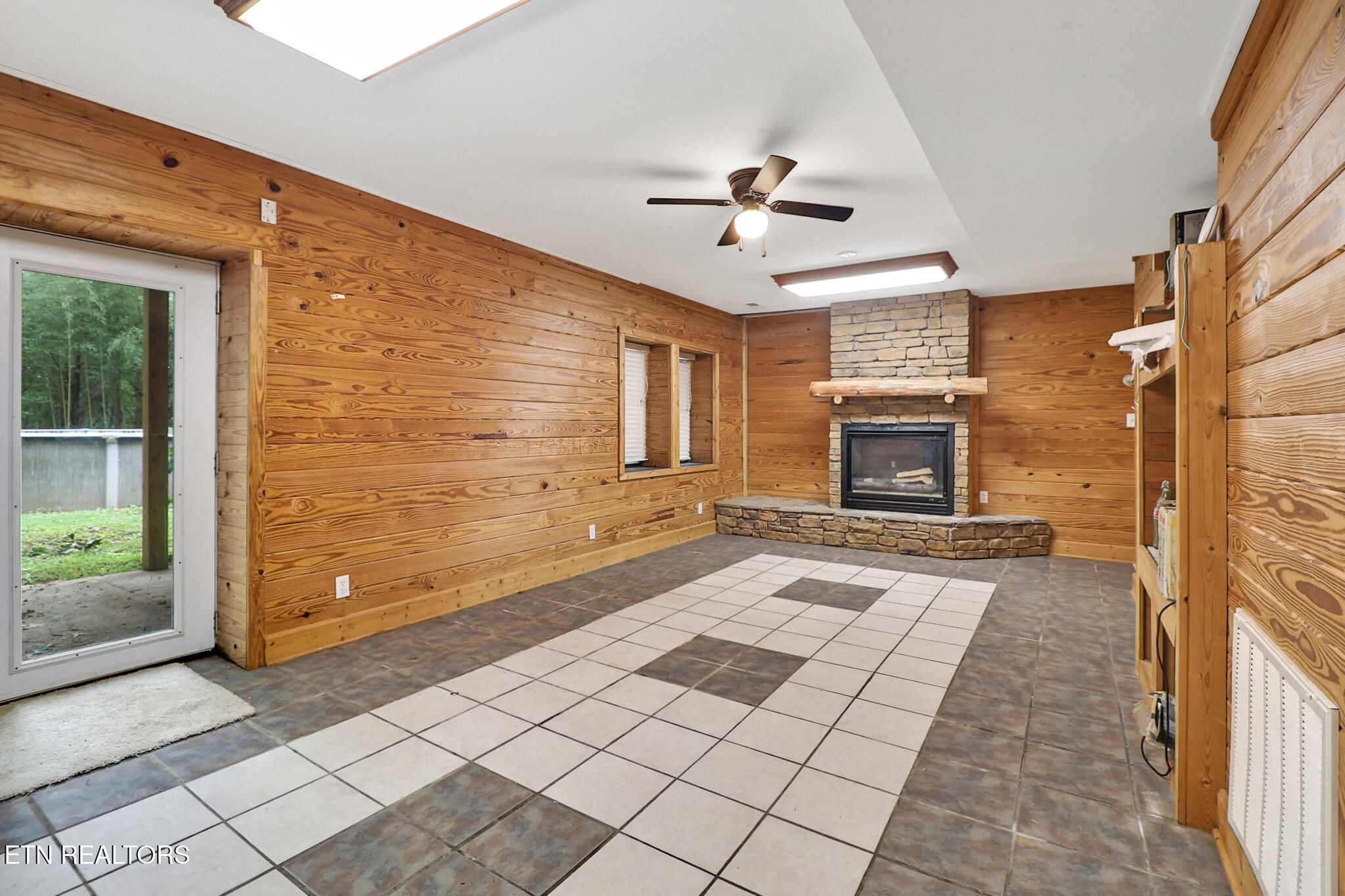 116 Grouse Ridge Road Harriman, TN 37748 - Photo 24 of 33 n44a9287-n44a9291