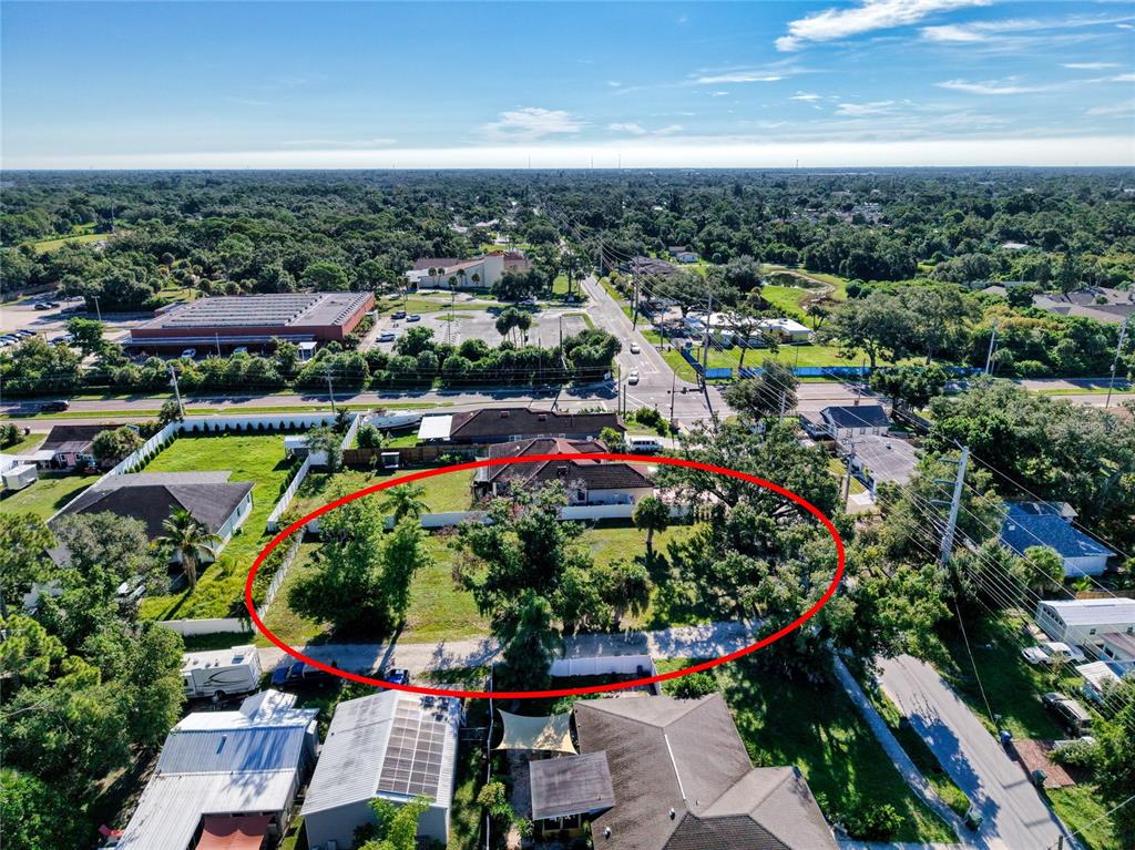 2721 Ashton Road Sarasota, FL 34231 - Photo 13 of 25 Gallery Image 13