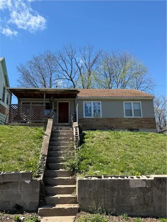 $150,000 | 340 North Topping Avenue, Kansas City, MO 64123