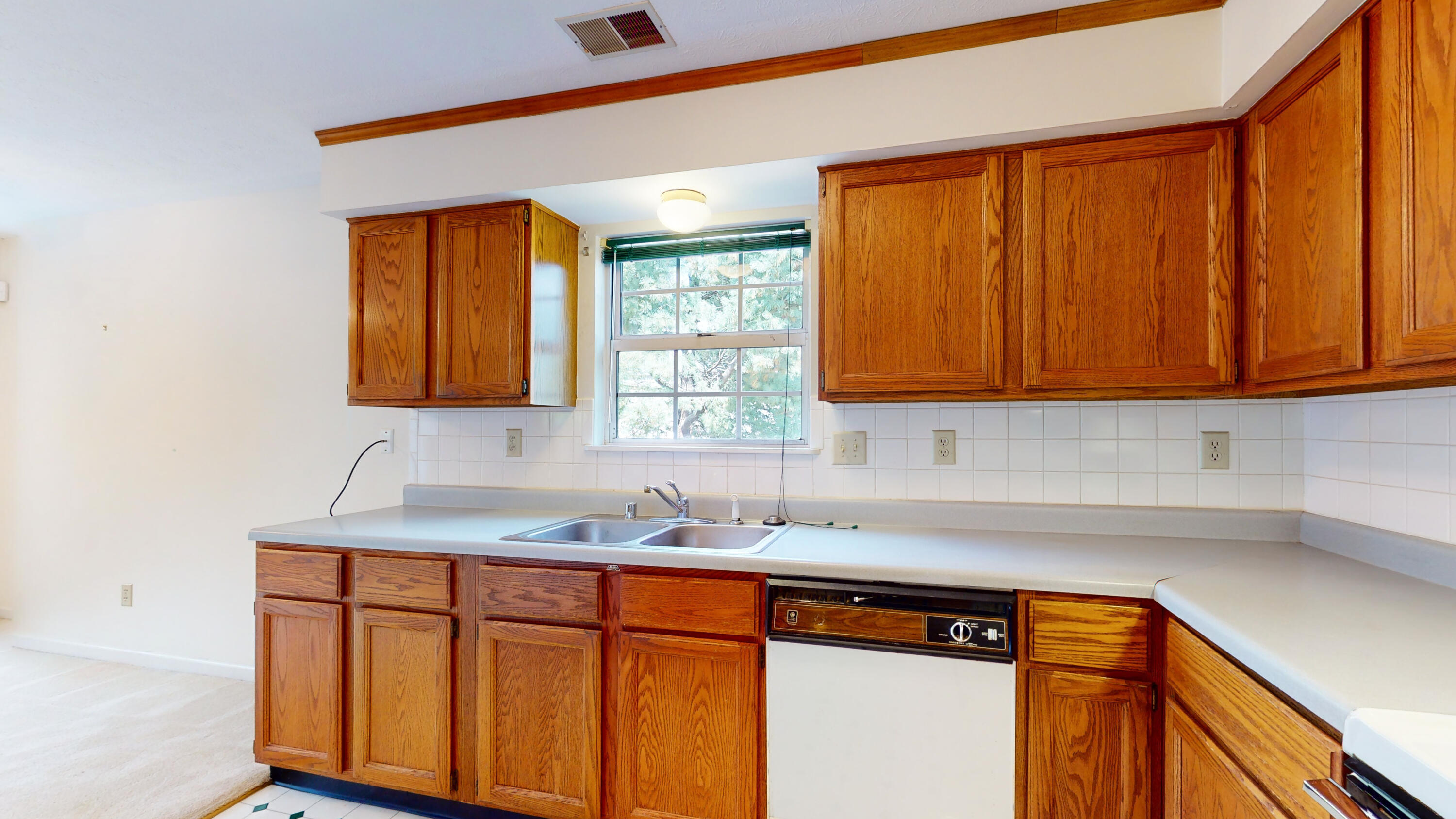 620 Hunters Ridge Road Versailles, KY 40383 - Photo 11 of 25 620-Hunters-Ridge-Dr-10122022_162850
