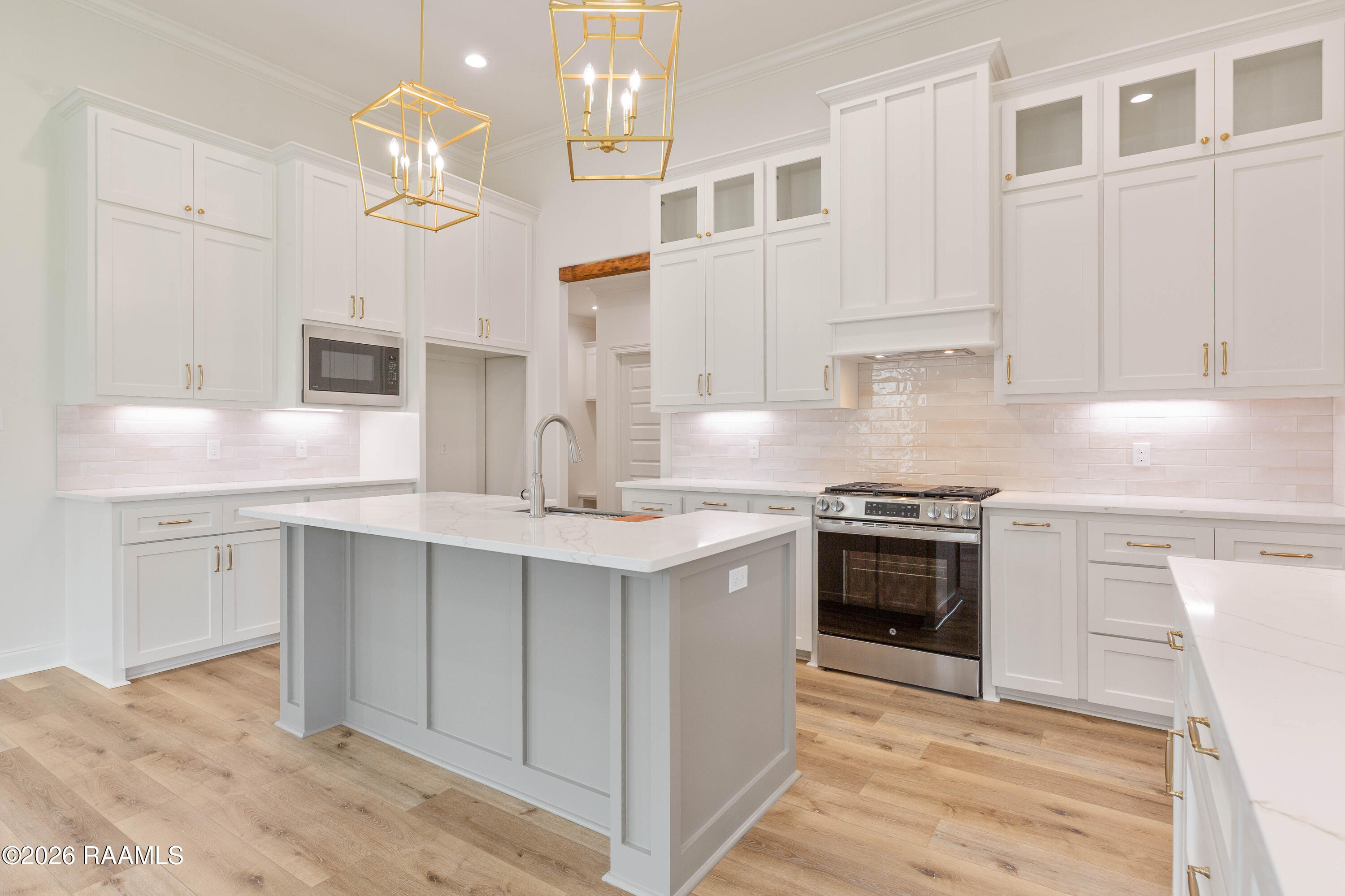 721 Whispering Meadows Road Broussard, LA 70518 - Photo 9 of 29 Kitchen