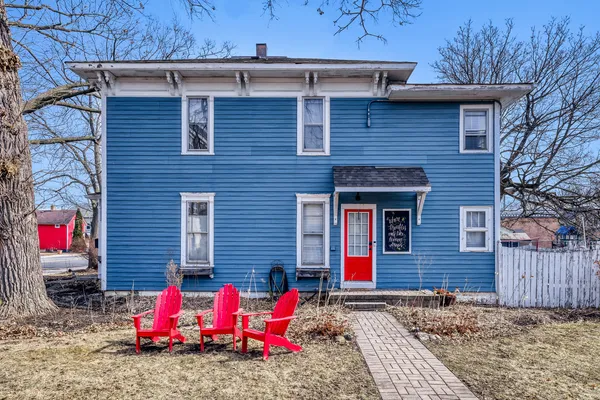 $599,900 | 11 South Lake Street, Grayslake, IL 60030