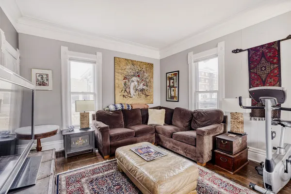 $599,900 | 11 South Lake Street, Grayslake, IL 60030