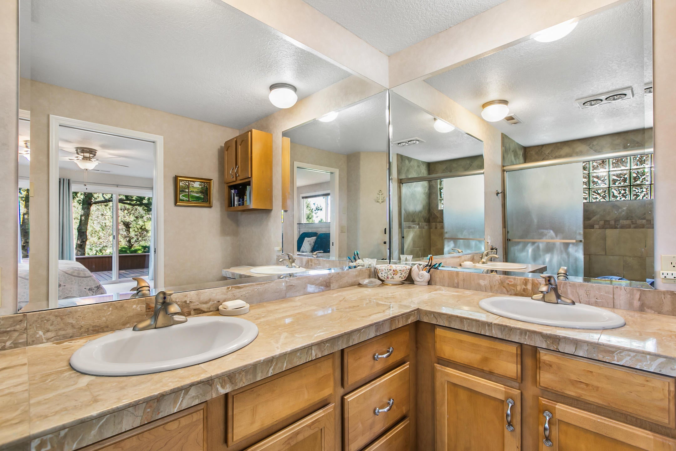 20460 Mainline Road Bend, OR 97702 - Photo 16 of 27 2020_08_05_20460_mainline-27