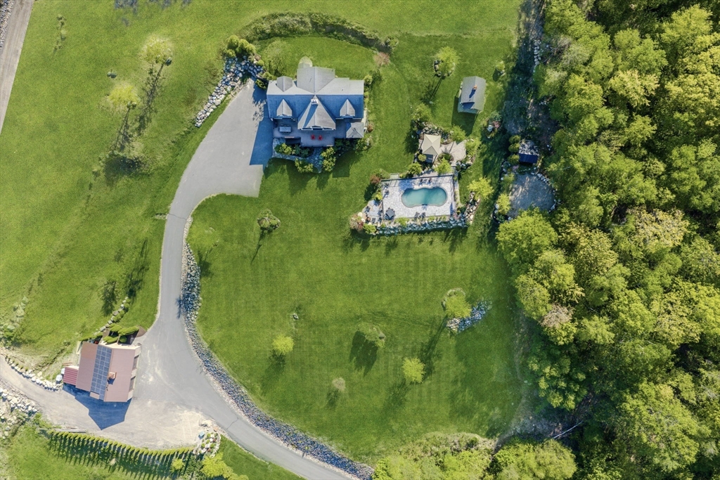 329 Southampton Road Westhampton, MA 01027 - Photo 35 of 40