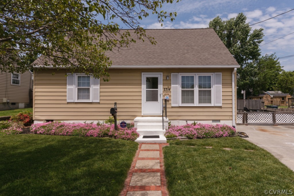 2314 Maplewood Road Richmond, VA 23228 - Photo 1 of 13 Gallery Image 1