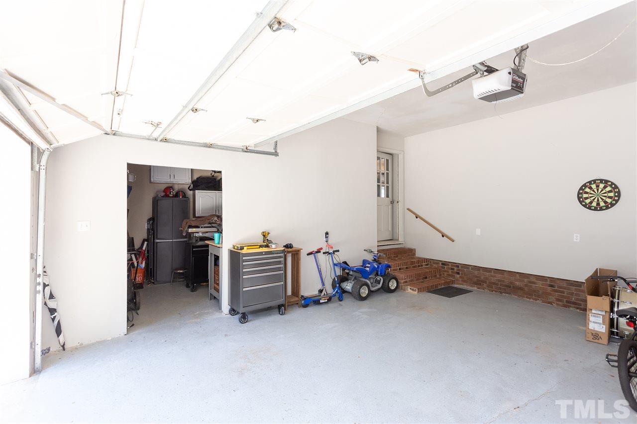 7701 Fiesta Way Raleigh, NC 27615 - Photo 22 of 27