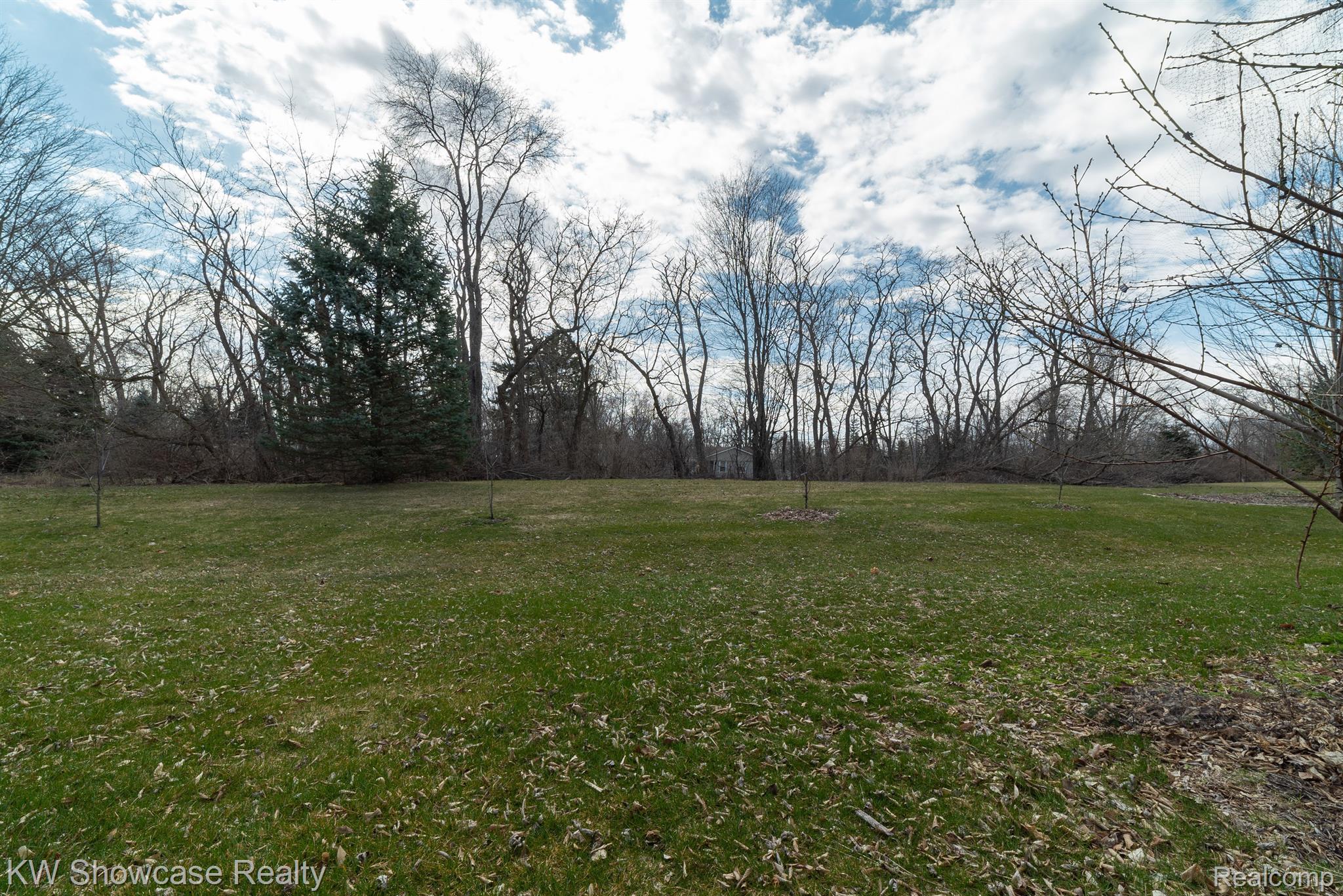 6486 Kennesaw Road Canton, MI 48187 - Photo 37 of 41 Gallery Image 37