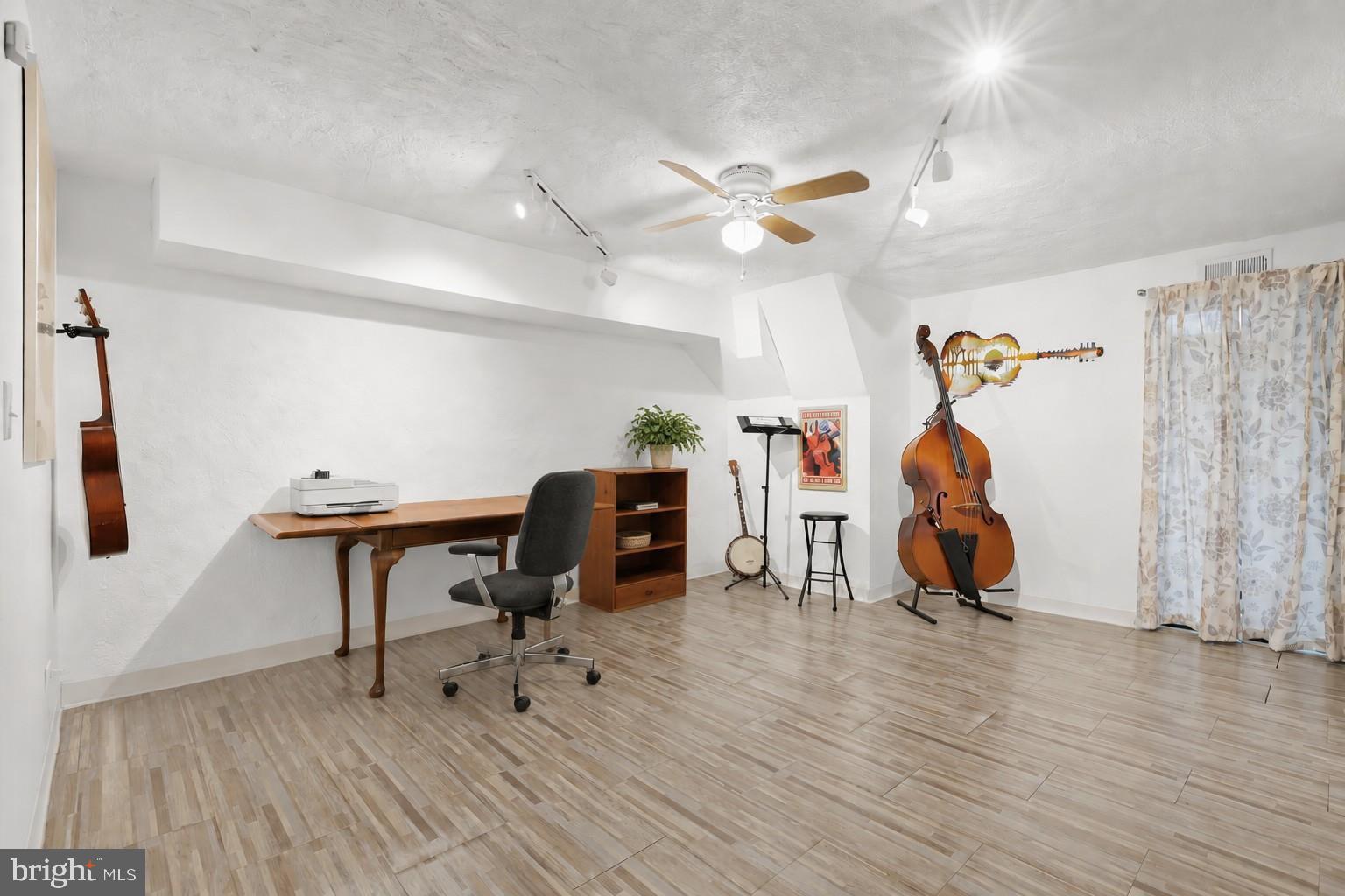 309 Leeanne Road Baltimore, MD 21221 - Photo 34 of 42 Recreation Room