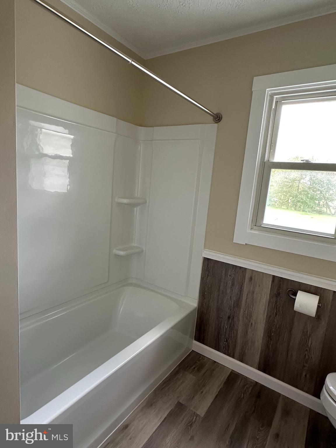 14149 South Middle Road Edinburg, VA 22824 - Photo 18 of 30 Main Bath