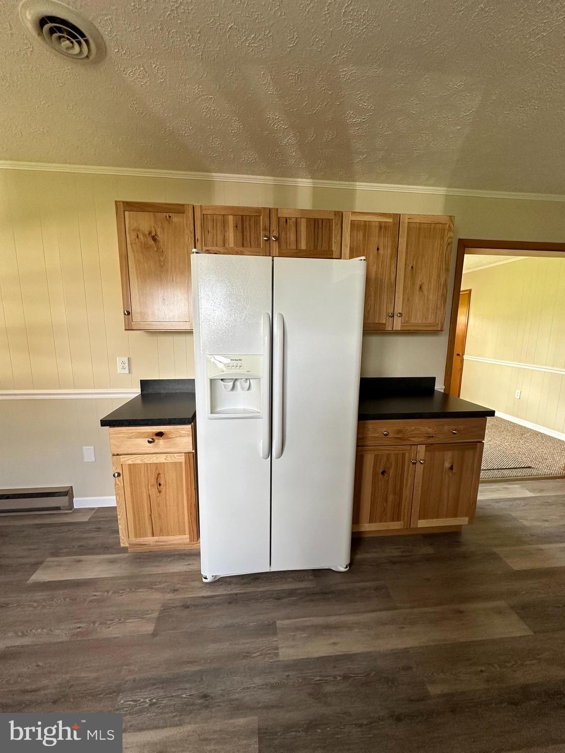 14149 South Middle Road Edinburg, VA 22824 - Photo 8 of 30 Kitchen