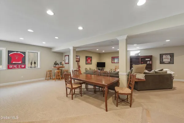 $799,777 | 30 Pamela Lane, Saratoga Springs, NY 12866