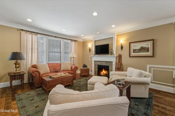 $799,777 | 30 Pamela Lane, Saratoga Springs, NY 12866