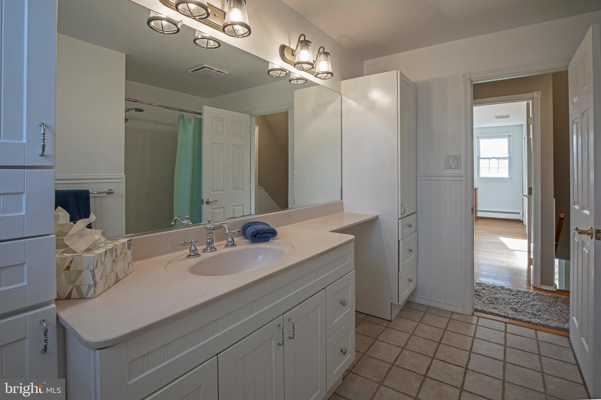 1070 Lavera Road Warminster, PA 18974 - Photo 27 of 31 Gallery Image 27