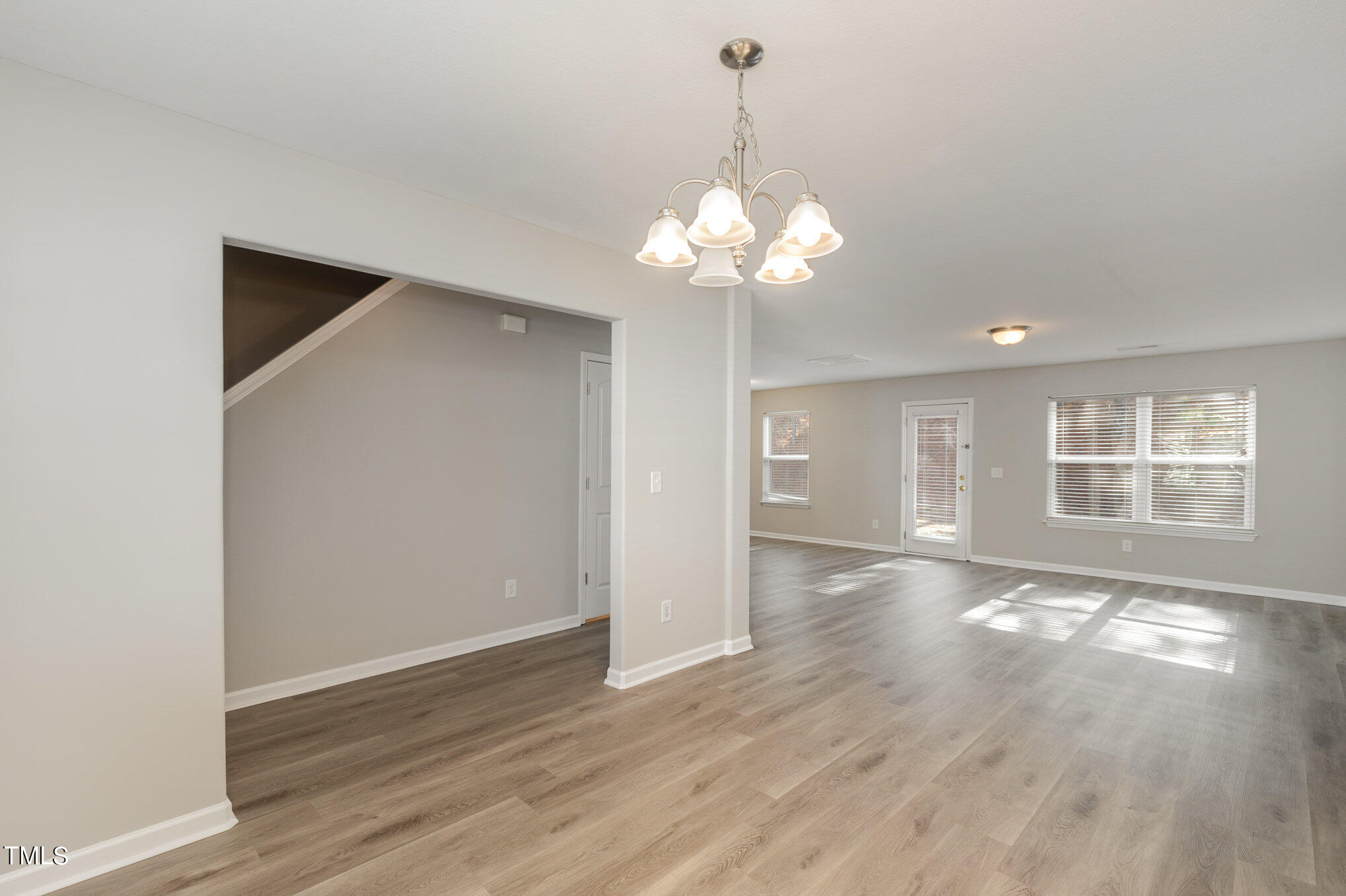 6836 Planting Court Raleigh, NC 27610 - Photo 8 of 38 Living Room