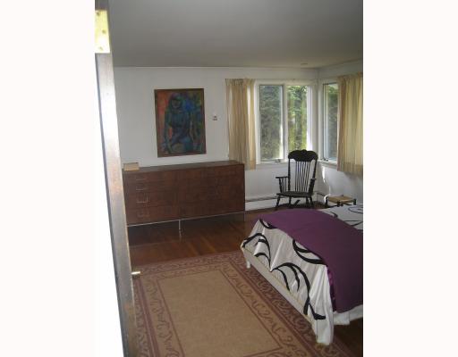 31 Brimfield Road Cranston, RI 02920 - Photo 5 of 8 Master Bedroom.