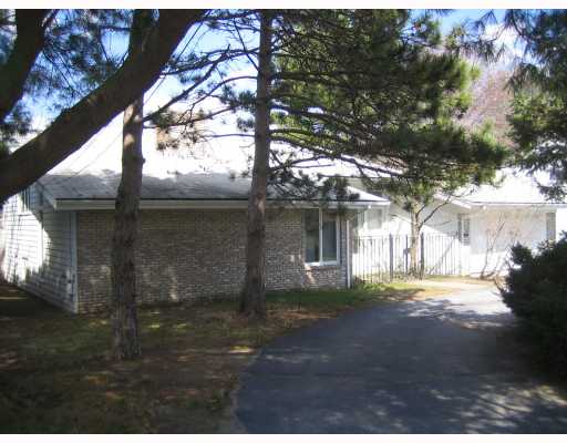 31 Brimfield Road Cranston, RI 02920 - Photo 8 of 8 Exterior Back.
