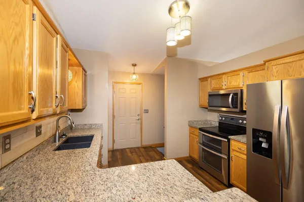 $274,000 | 1618 Suntree Drive, West Fargo, ND 58078