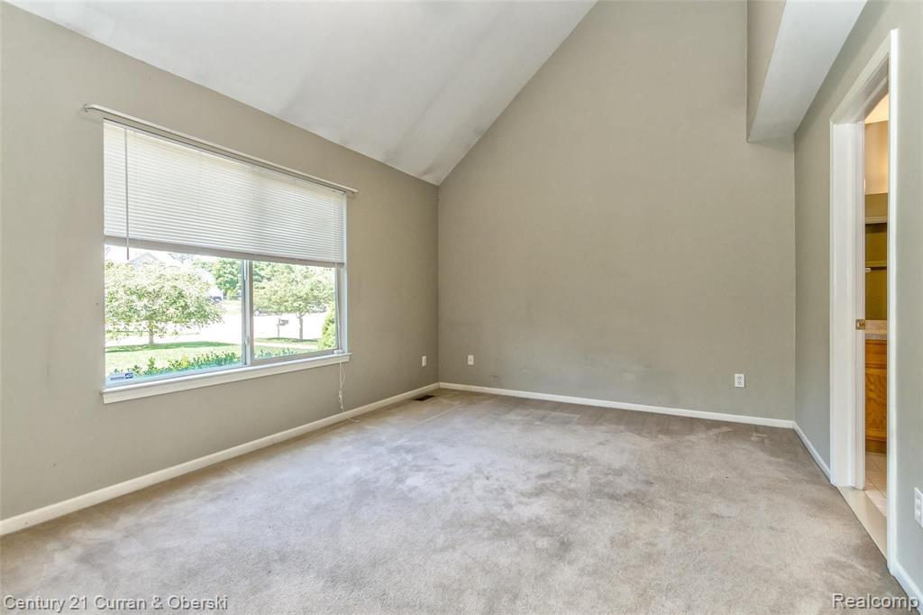 9721 Stark Road Livonia, MI 48150 - Photo 22 of 44
