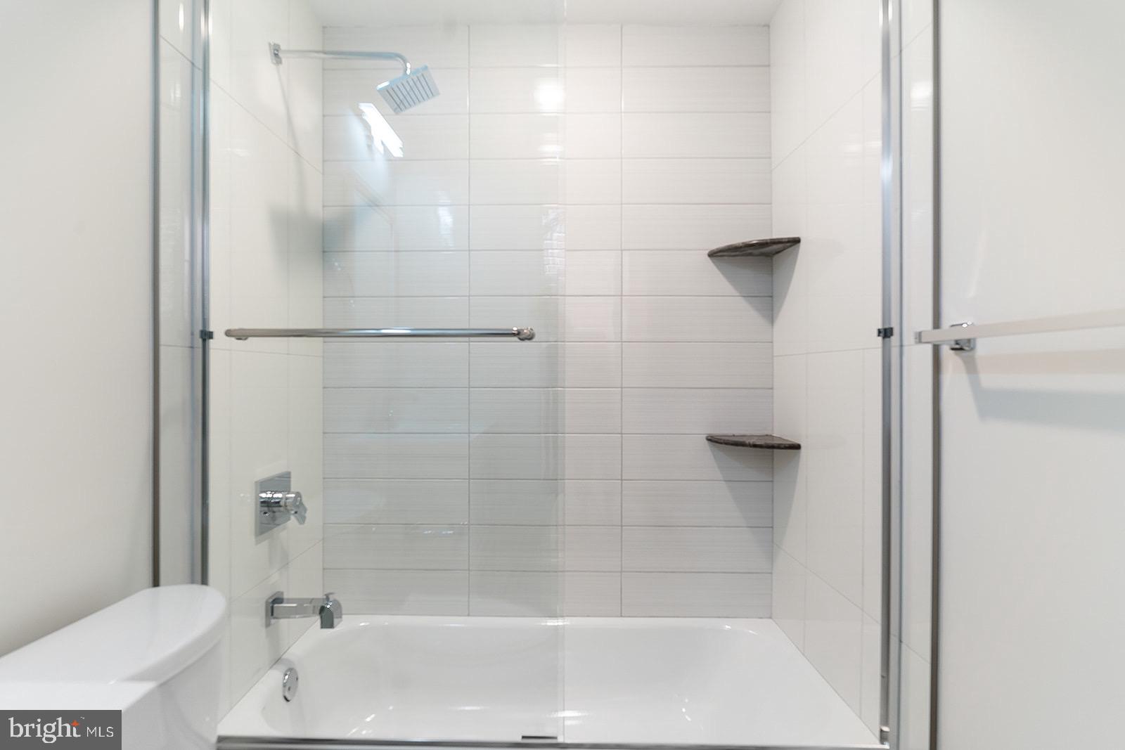 2104 South 20th Street Philadelphia, PA 19145 - Photo 17 of 76