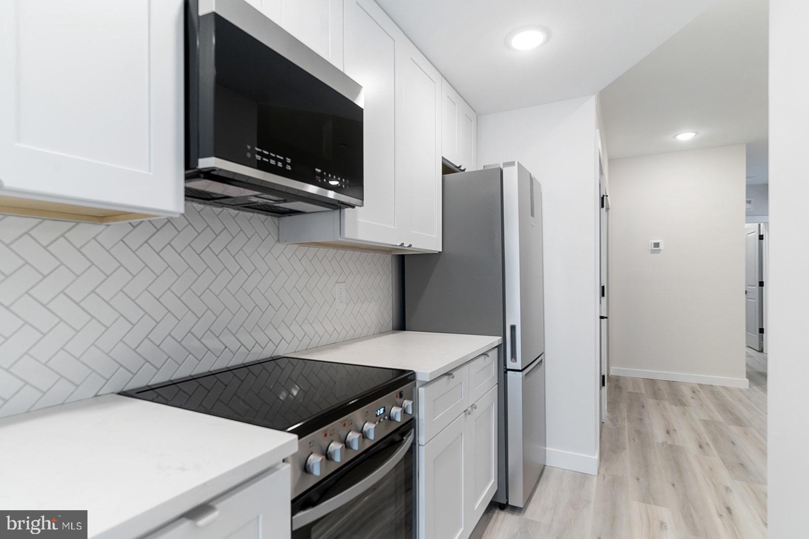 2104 South 20th Street Philadelphia, PA 19145 - Photo 8 of 76
