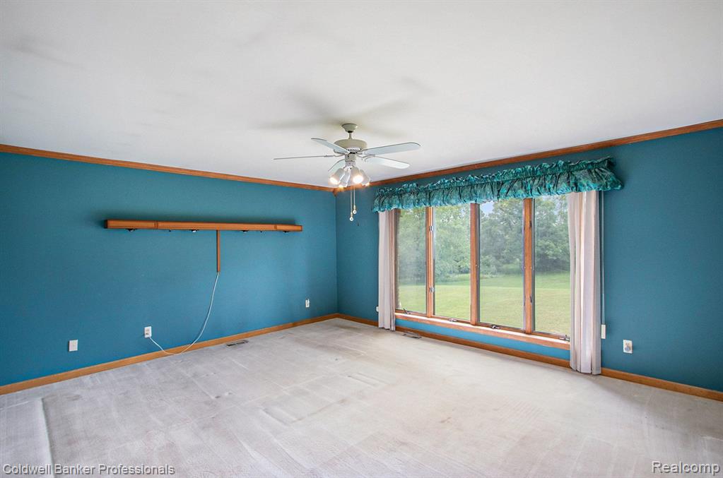 1248 Frick Road Leonard, MI 48367 - Photo 27 of 68