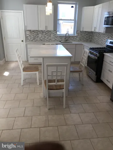 $2,500 | 6140 Christian Street, Philadelphia, PA 19143