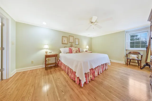 $650,000 | 8 Oak Meadow Road, Evansville, IN 47725