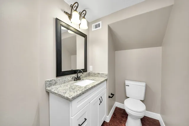 $250,000 | 10731 Prillerman Trails Drive, Houston, TX 77016