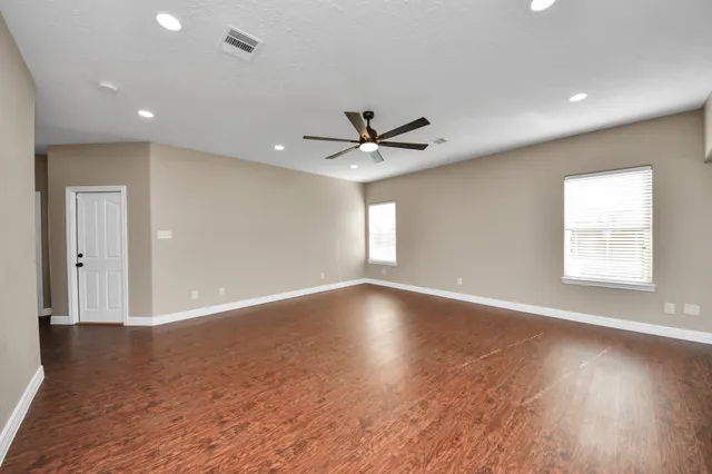 $250,000 | 10731 Prillerman Trails Drive, Houston, TX 77016