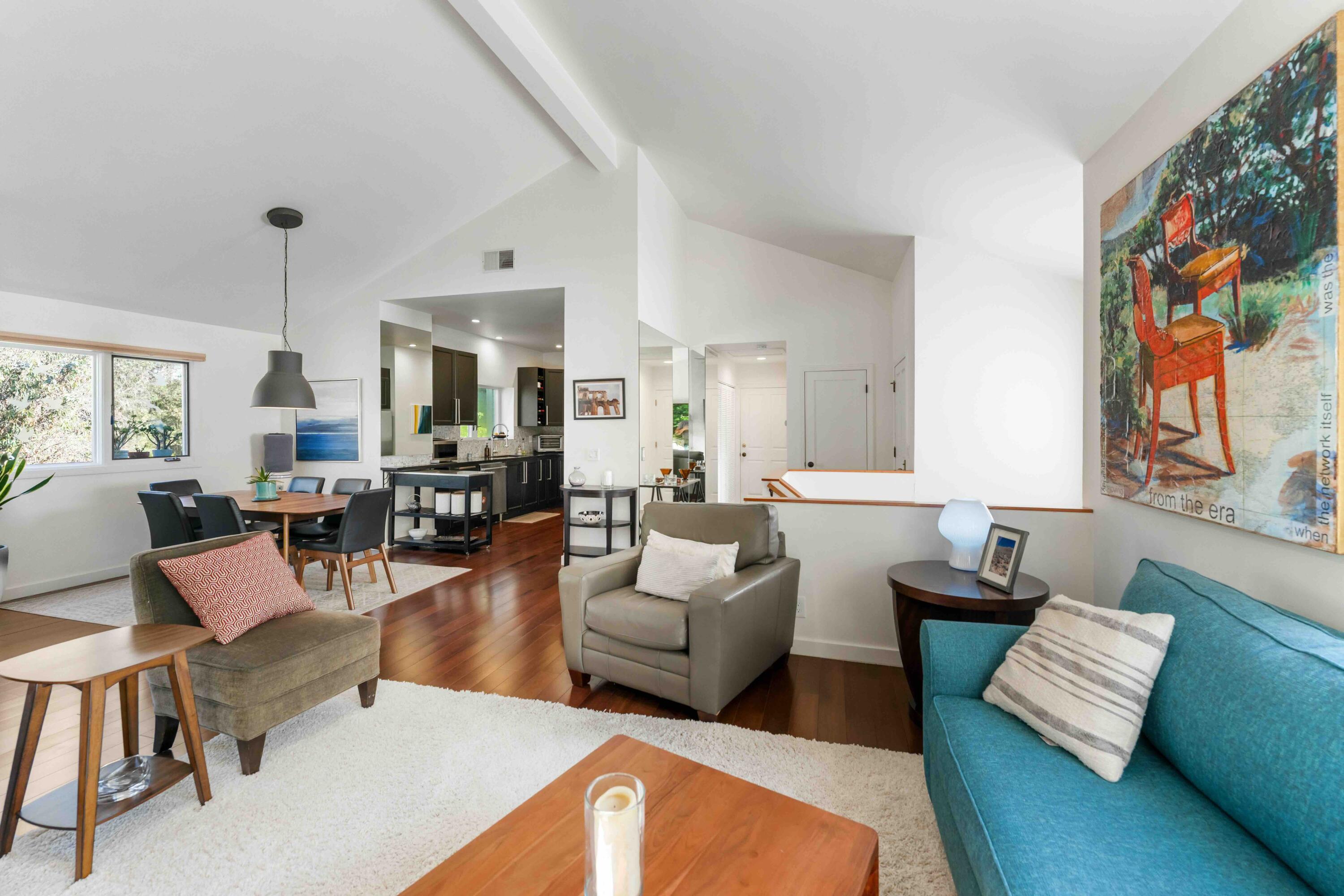 Living area - 941 Weldon Rd.