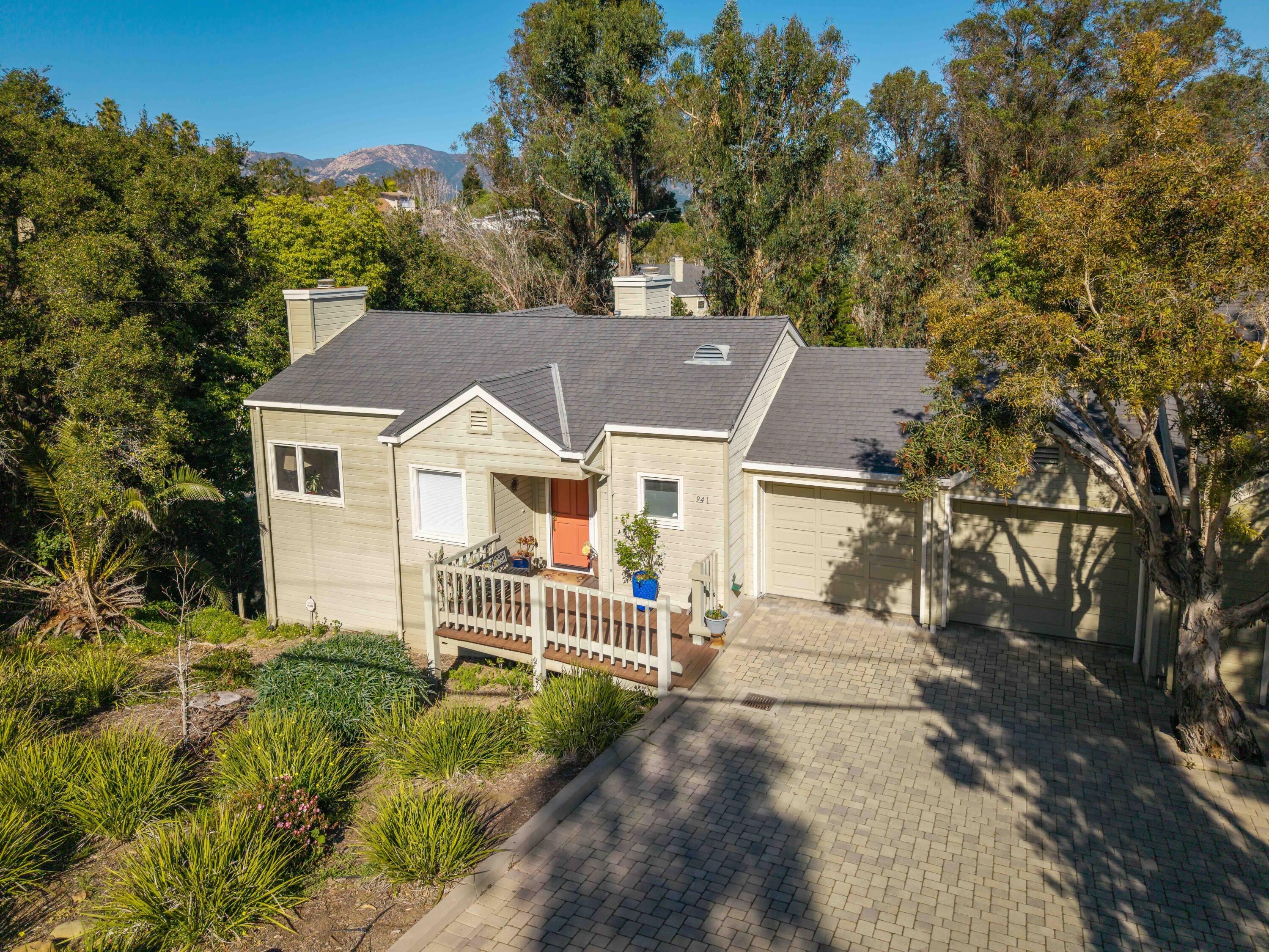 941 Weldon Road Santa Barbara, CA 93109 - Photo 8 of 43 Aerial front - 941 Weldon Rd.