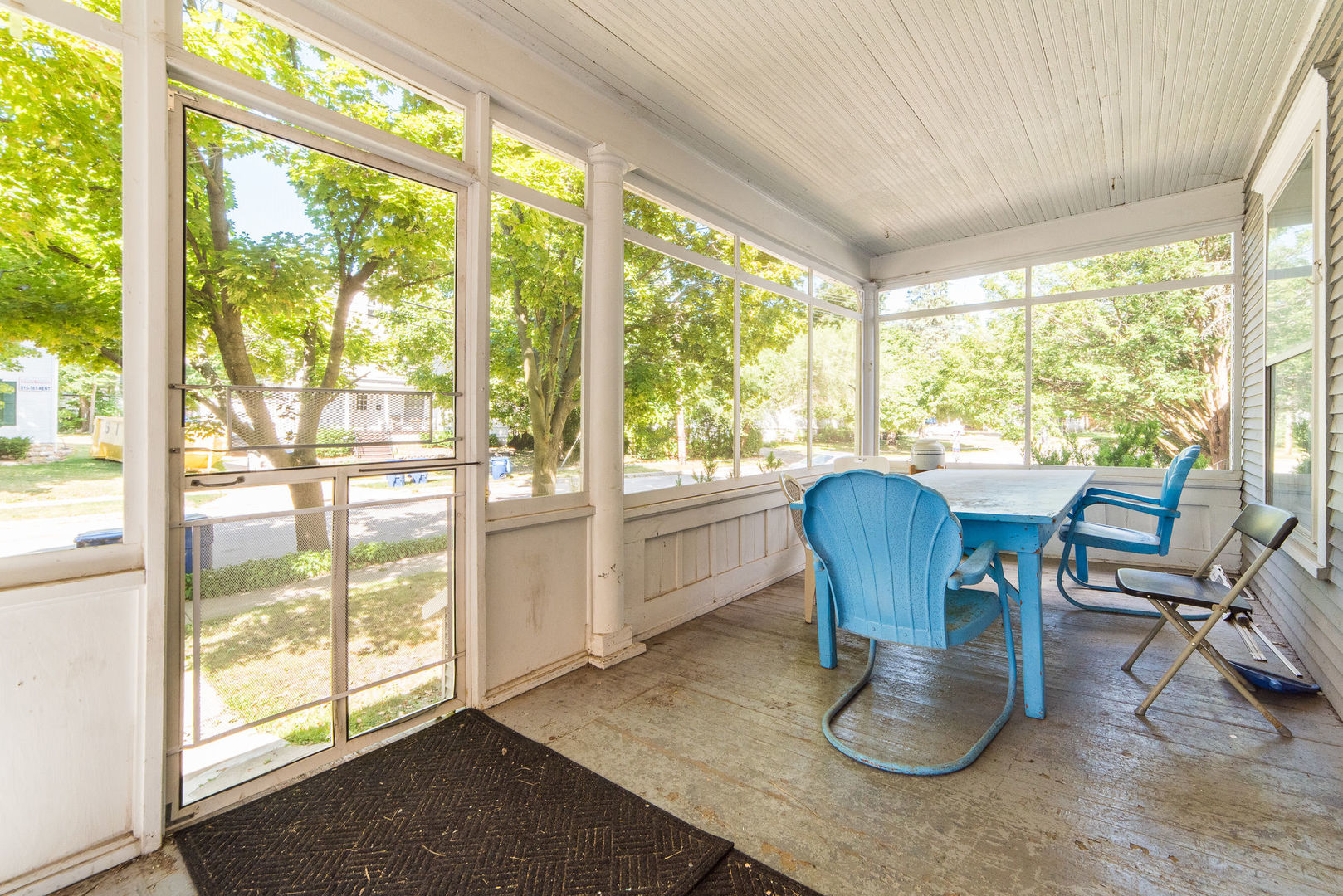 226 West Locust Street DeKalb, IL 60115 - Photo 2 of 13