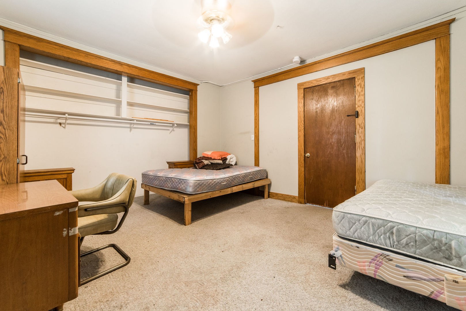 226 West Locust Street DeKalb, IL 60115 - Photo 7 of 13