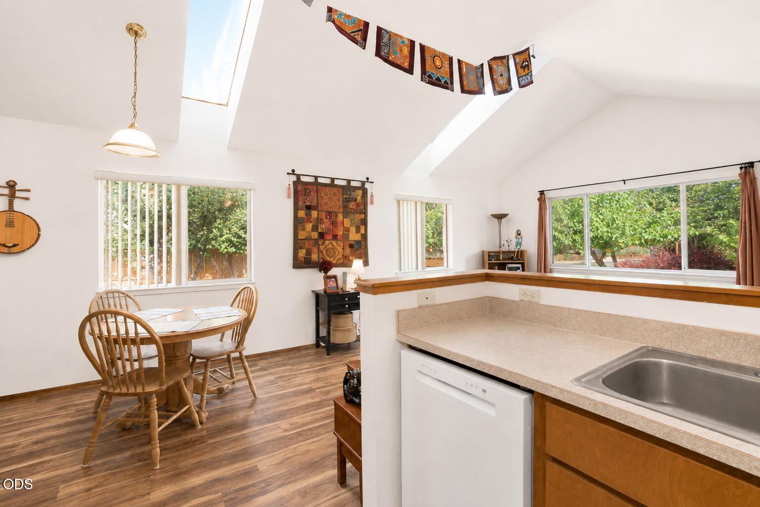 1302 Mill Pond Road Ashland, OR 97520 - Photo 10 of 18 Gallery Image 10