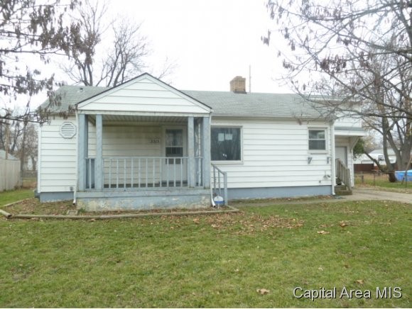 2515 East Eldorado Street Decatur, IL 62521 - Photo 1 of 5