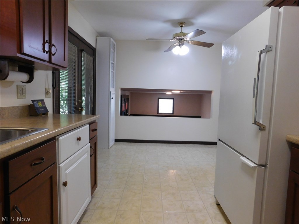7198 Glendale Road North Ridgeville, OH 44039 - Photo 6 of 35