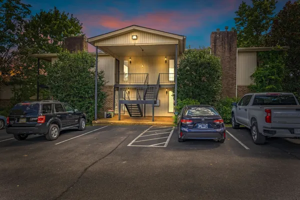 $235,000 | 2116 Hobbs Road, Unit N19, Nashville, TN 37215