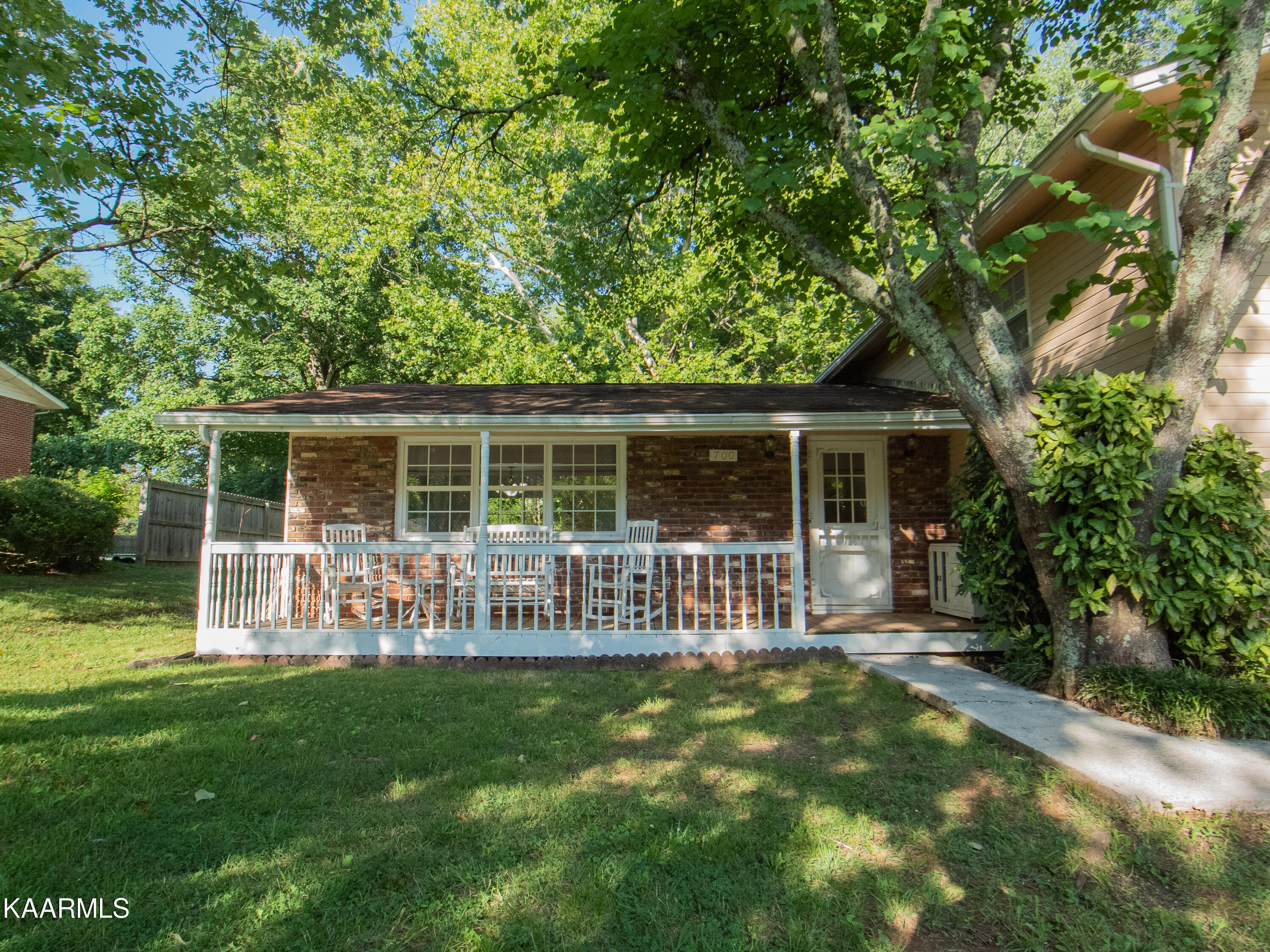 700 Coventry Road Knoxville, TN 37923 - Photo 1 of 47 P_B_2039